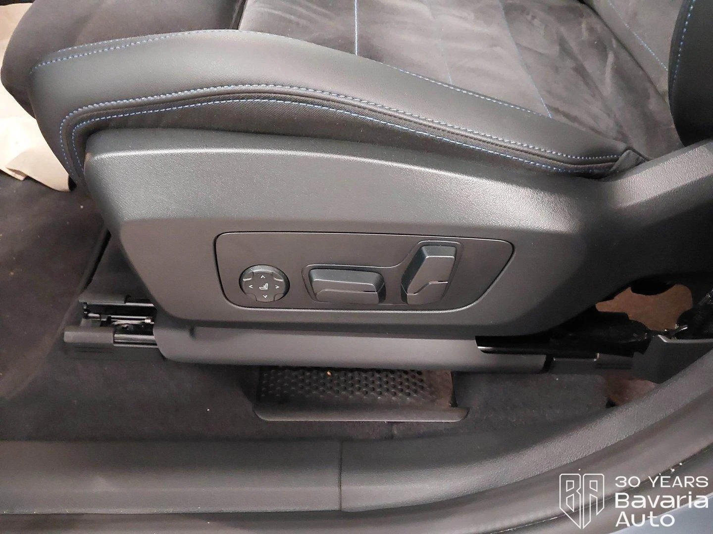 BMW 220 i Active Tourer M Sport Paket Steptronic | Mobile.bg � ����������� 13