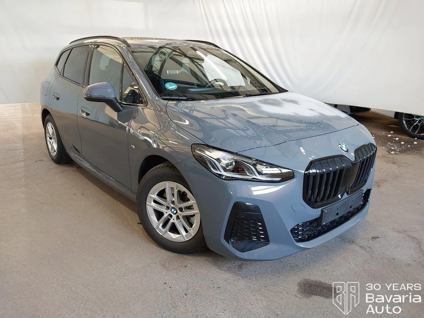 BMW 220 i Active Tourer M Sport Paket Steptronic - изображение 4