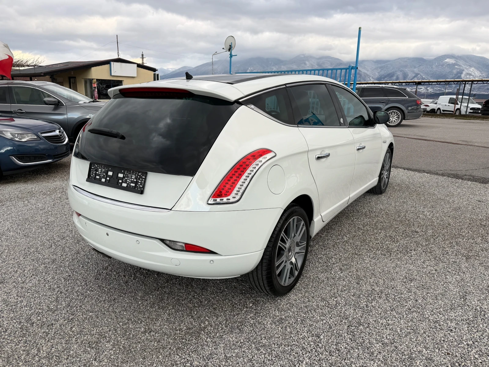 Lancia Delta 1.4t m-jet Gaz injekcion | Mobile.bg � ����������� 4