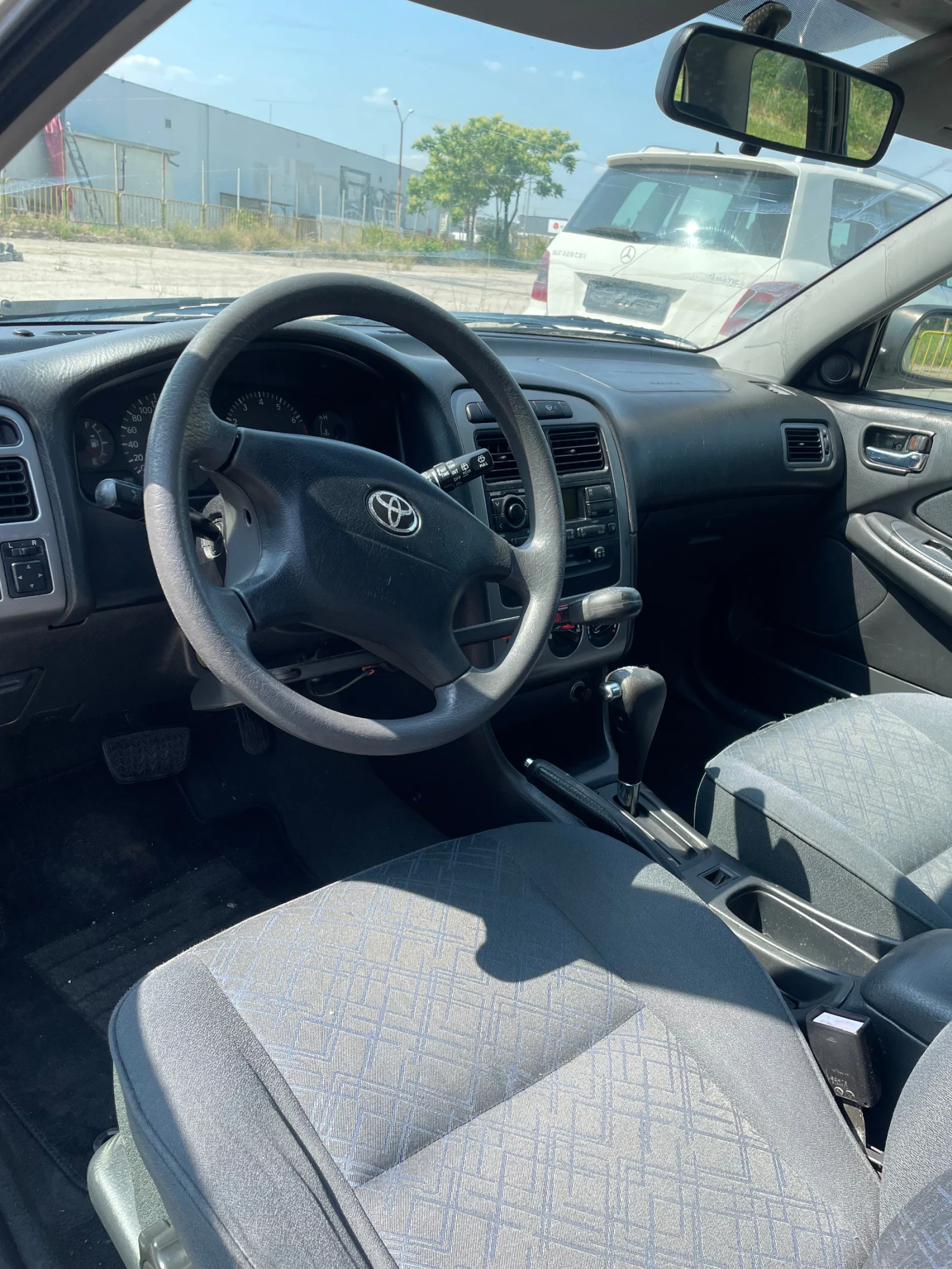 Toyota Avensis, снимка 6 - Автомобили и джипове - 53968852