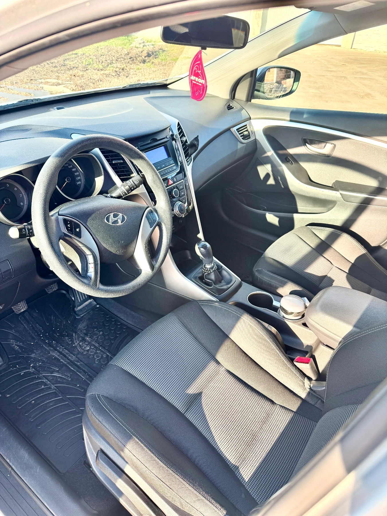 Hyundai I30, снимка 9 - Автомобили и джипове - 54101307