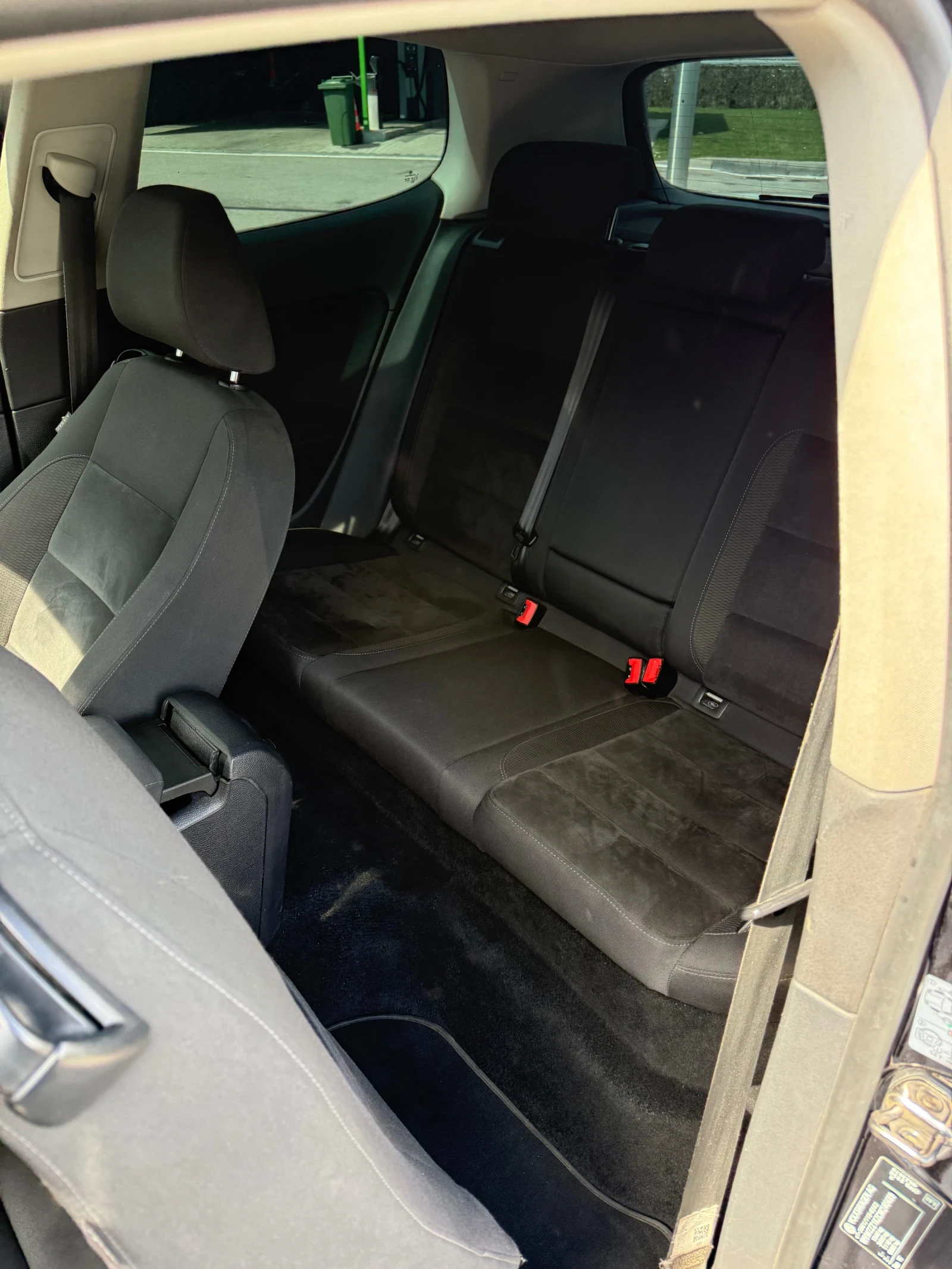 VW Golf, снимка 8 - Автомобили и джипове - 54124368