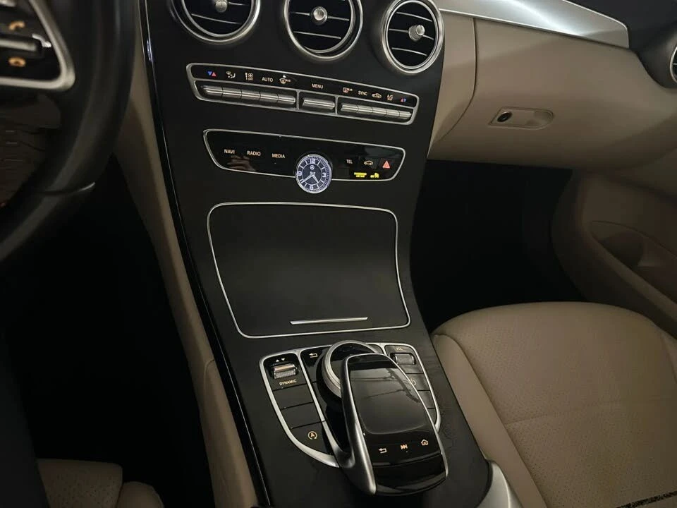 Mercedes-Benz C 300 4MATIC* ����������* (���� �� ��) | Mobile.bg � ����������� 10