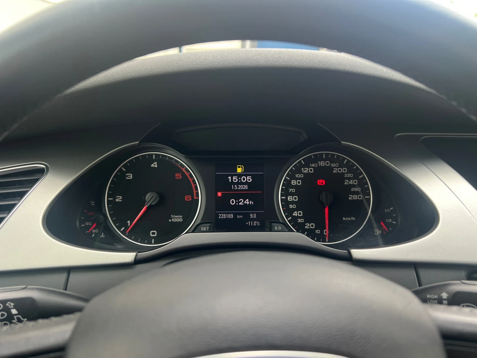 Audi A4 2.0TDI 170ps LED , снимка 15 - Автомобили и джипове - 54382096