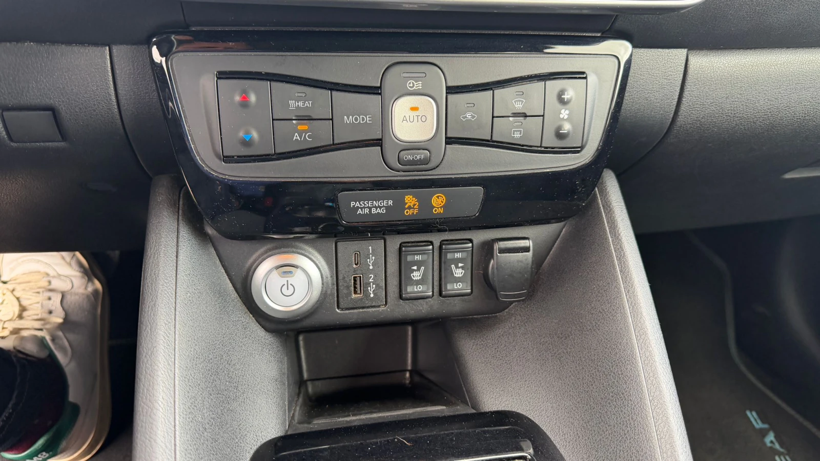 Nissan Leaf  TEKNA-ЛИЗИНГ, снимка 9 - Автомобили и джипове - 54741125