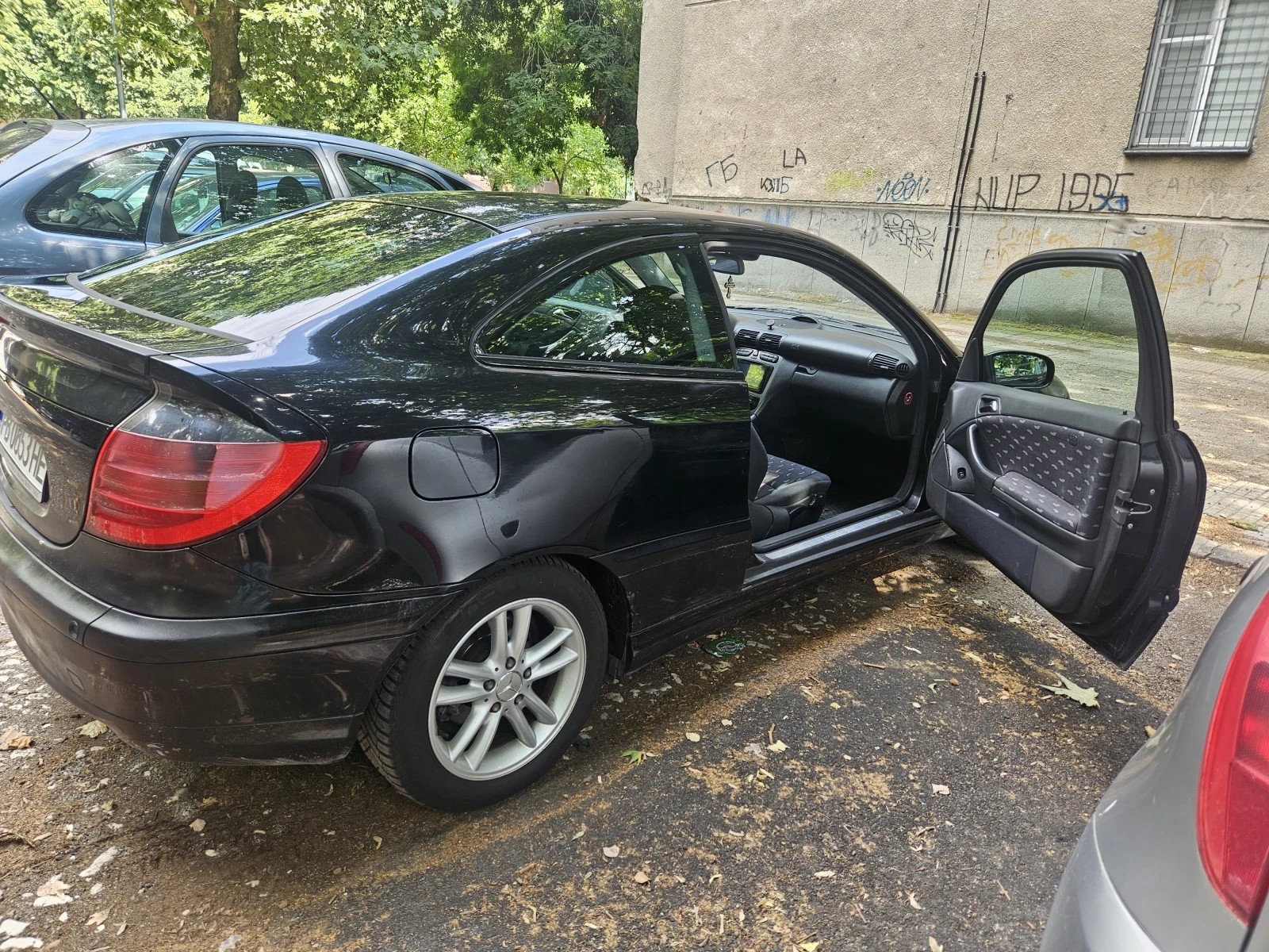 Mercedes-Benz C 200 Sport Coupe (CL203), снимка 11 - Автомобили и джипове - 55155281
