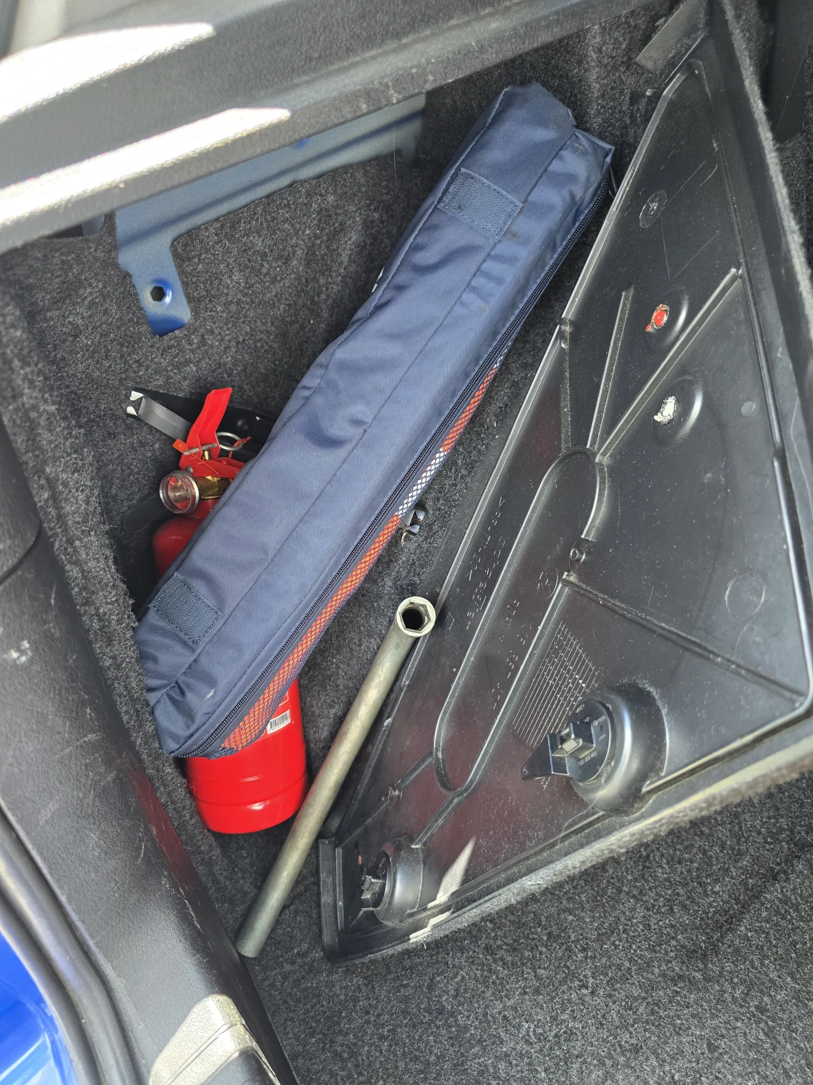 VW Golf, снимка 4 - Автомобили и джипове - 55163115