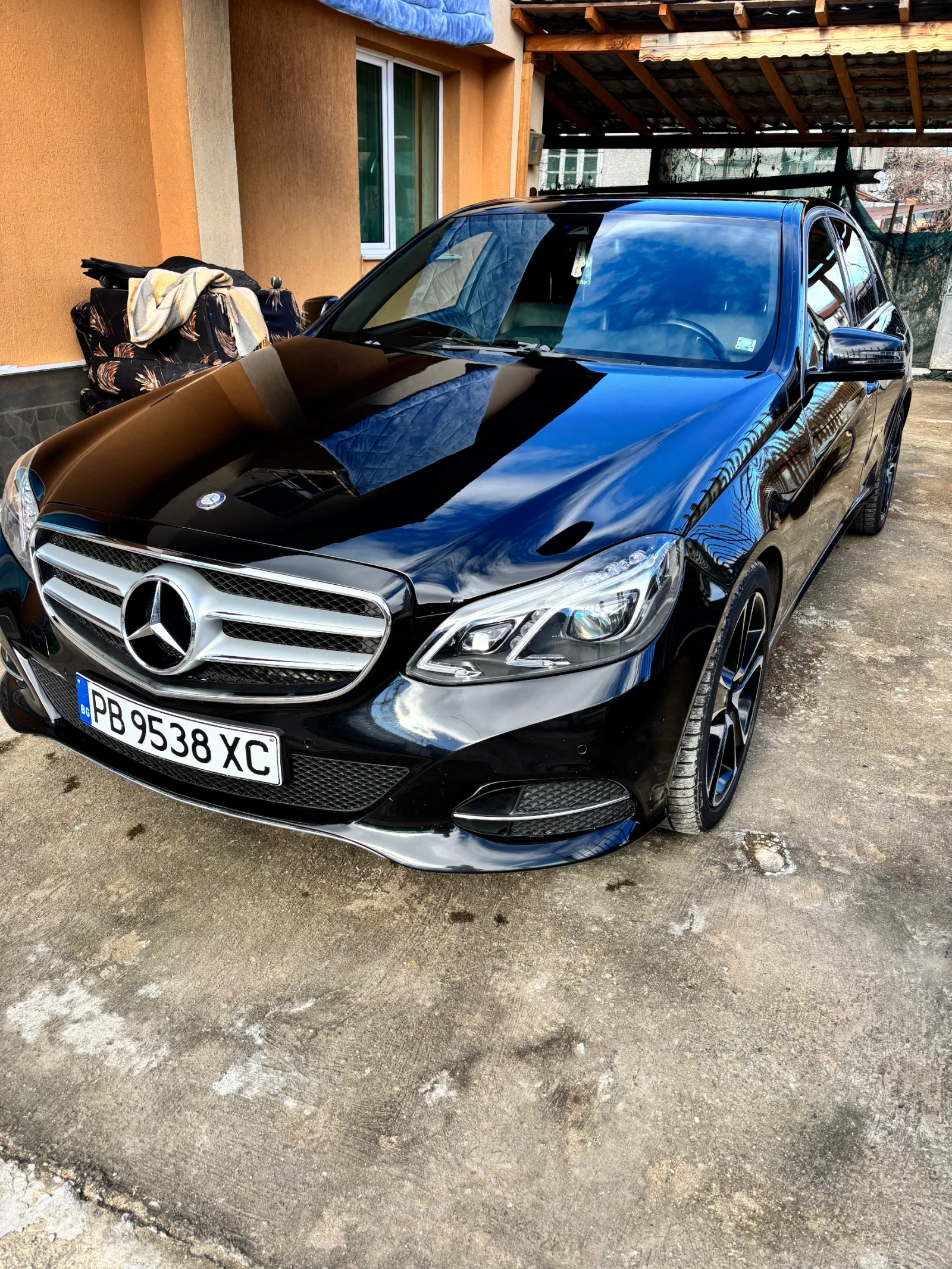 Mercedes-Benz E 200, снимка 4 - Автомобили и джипове - 55593056