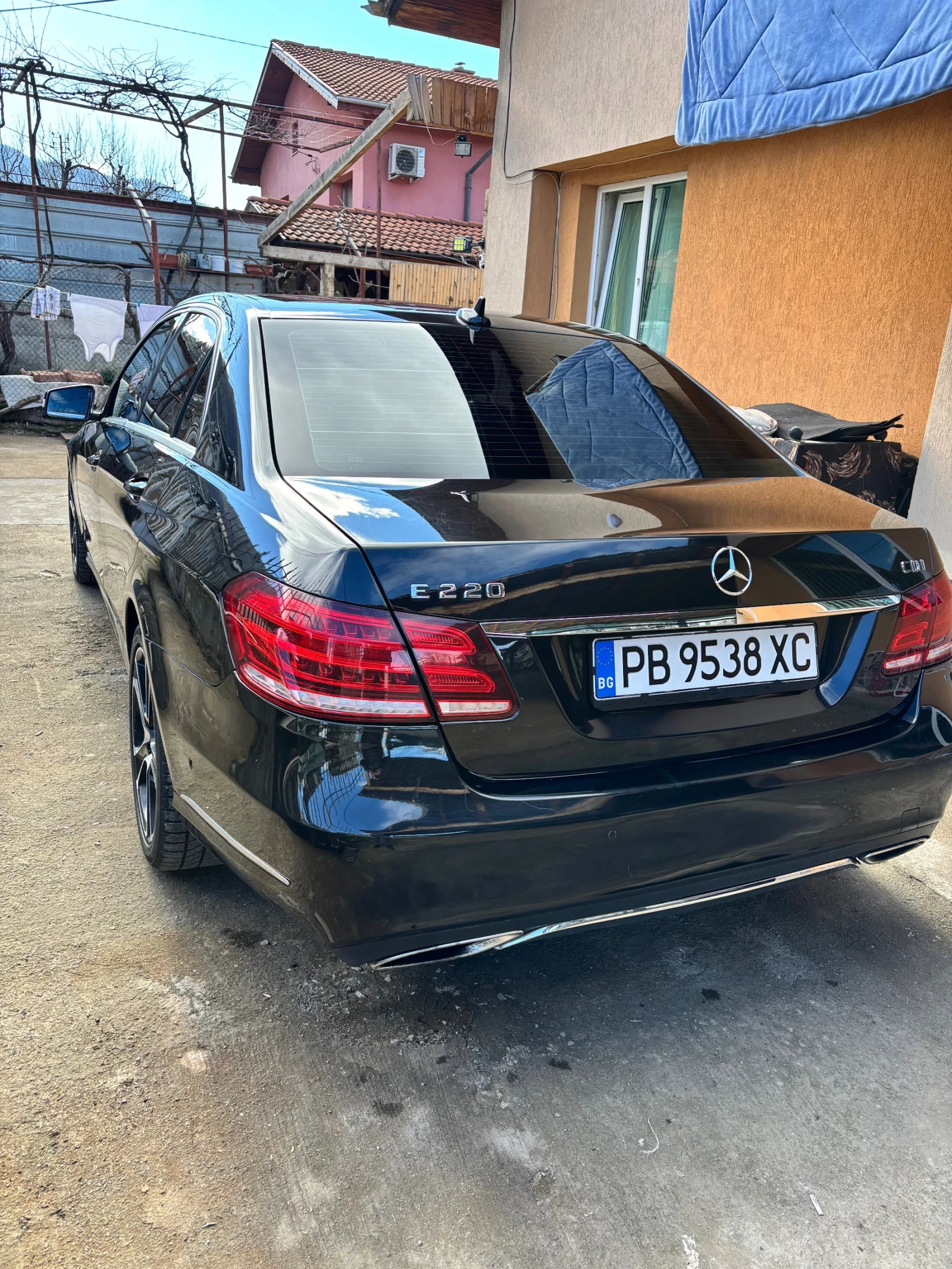 Mercedes-Benz E 200, снимка 5 - Автомобили и джипове - 55593056
