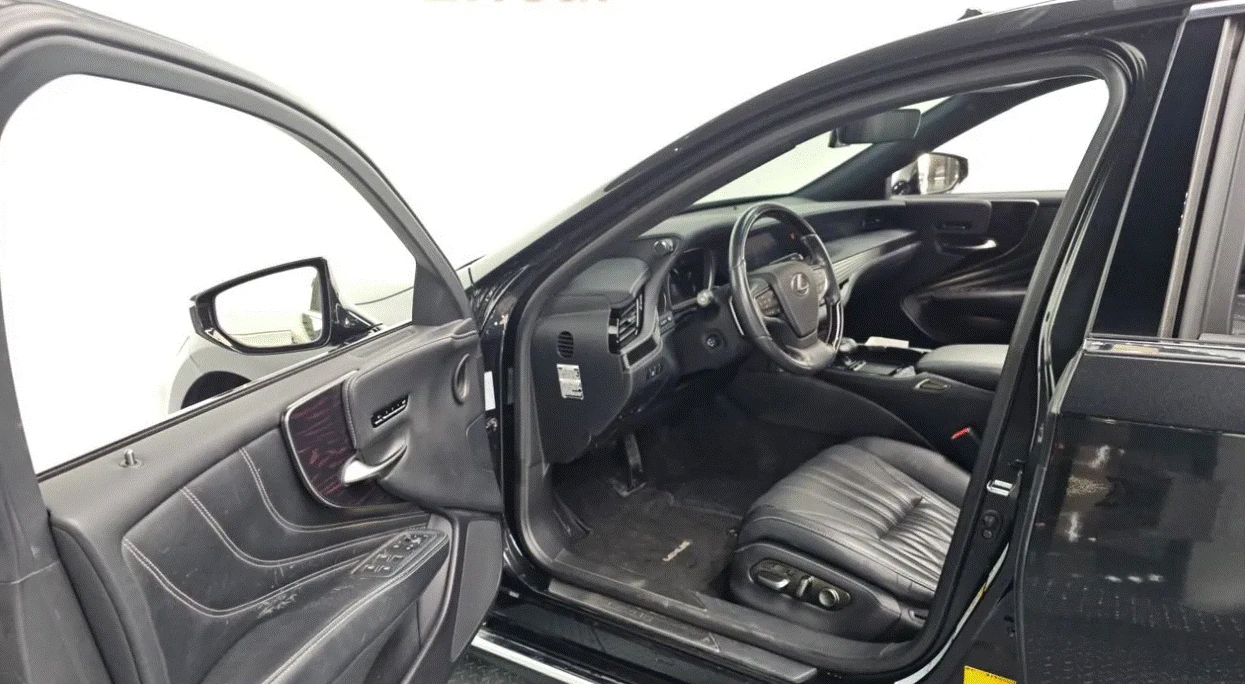 Lexus LS 500H * PLATINUM * 4WD * МАСАЖ * 360 * ОБДУХВАНЕ * , снимка 5 - Автомобили и джипове - 55598338