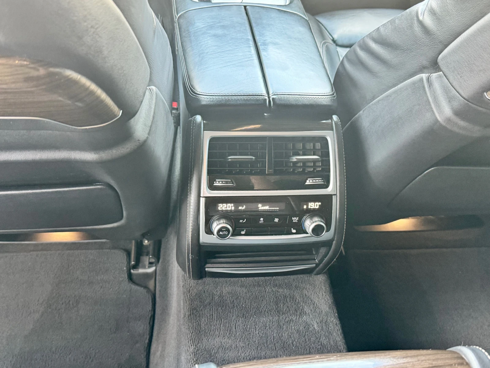 BMW 740 740xd бартер, снимка 15 - Автомобили и джипове - 55649242