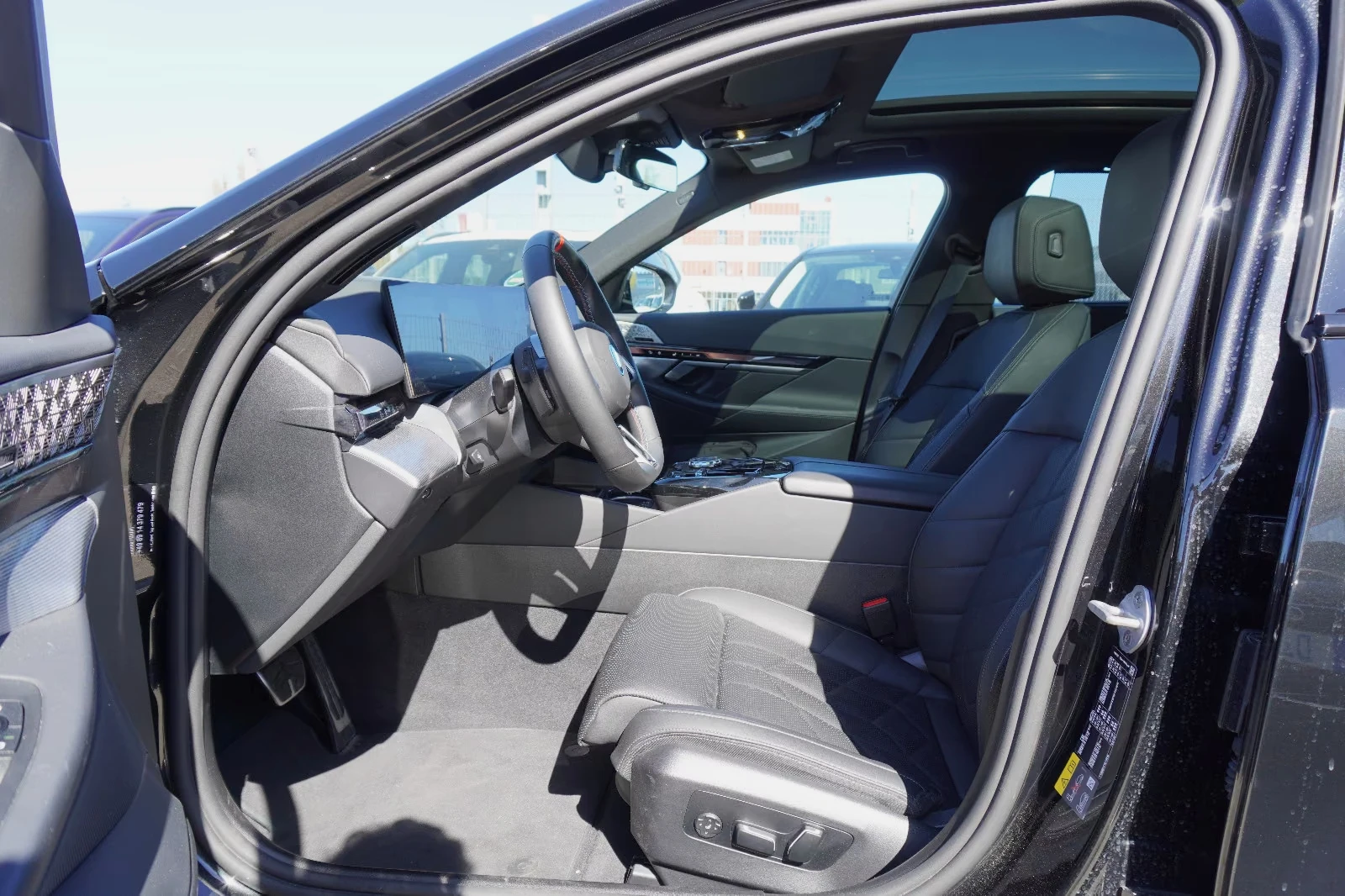 BMW i5 M60/xDrive/M-SPORT/360/����������/ | Mobile.bg � ����������� 8