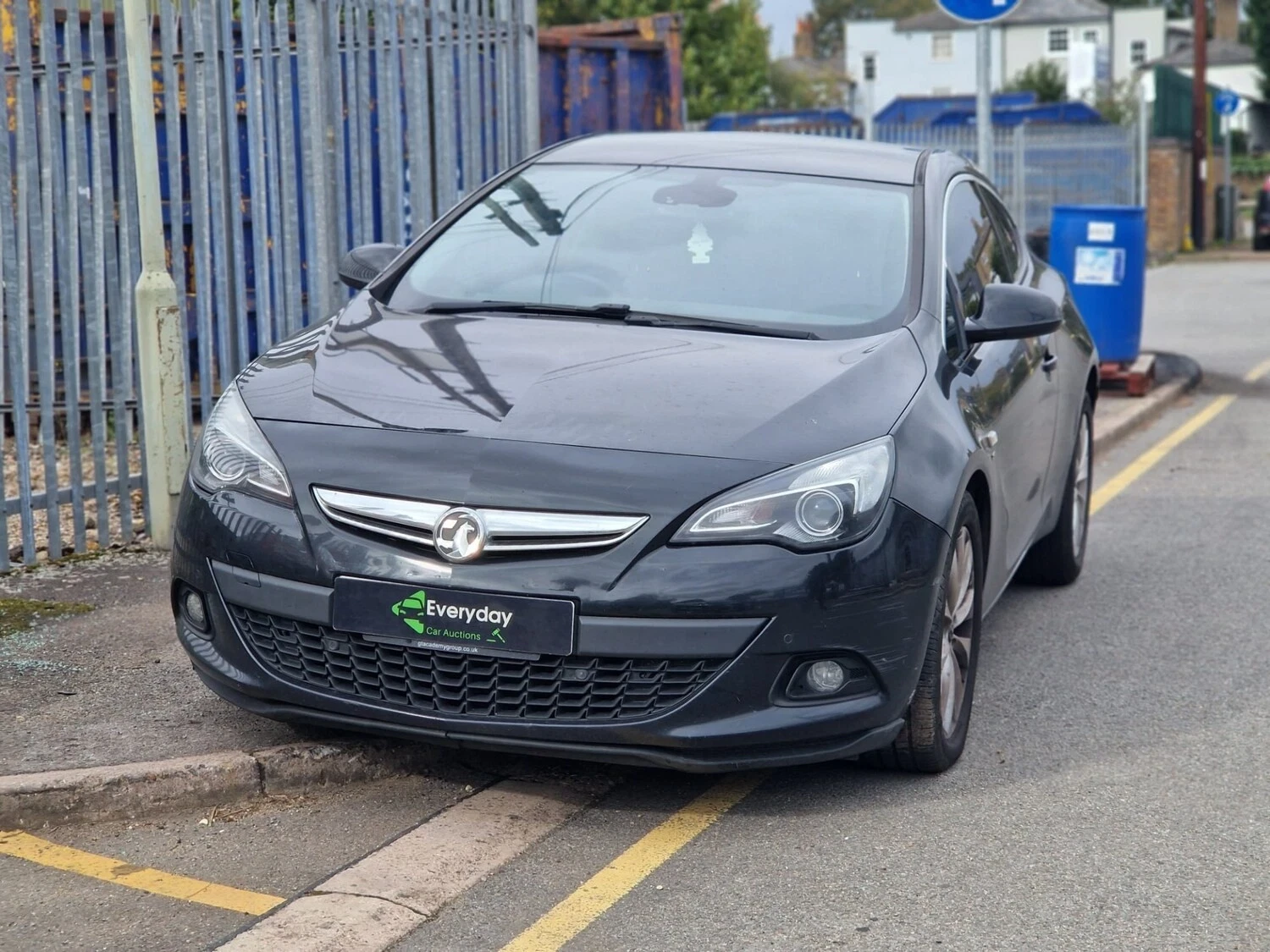 Opel Astra GTC 2, 0 дизел Автомоатик