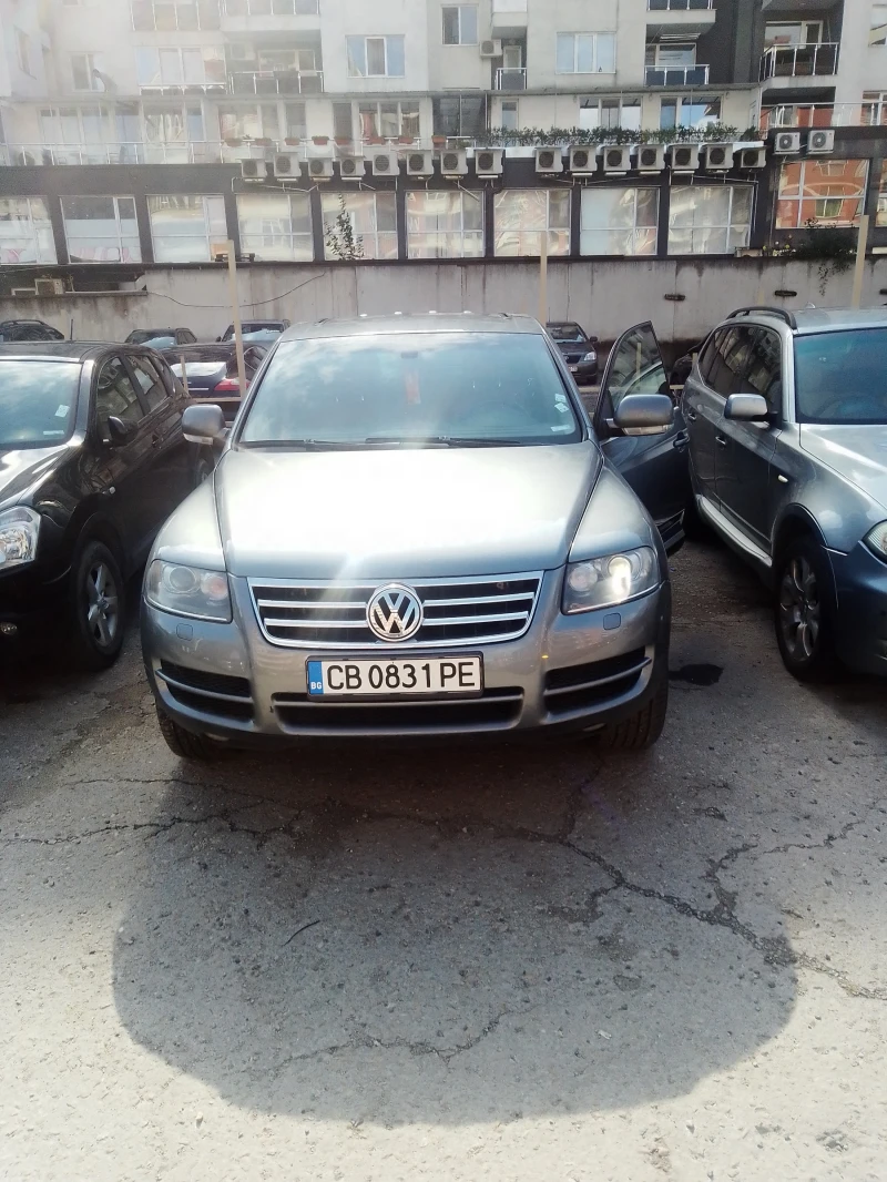 VW Touareg, снимка 4 - Автомобили и джипове - 48293603