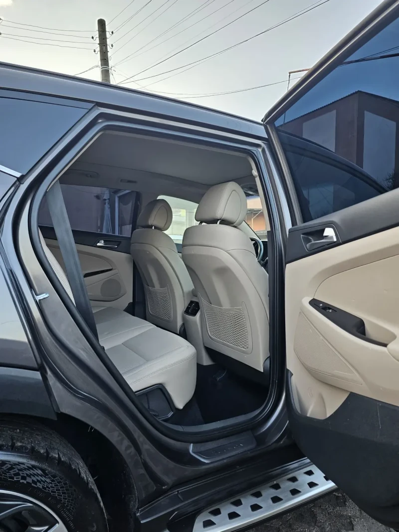 Hyundai Tucson 1.6 T-GDI 4WD 177к.с. Vertex Keyless Камера , снимка 8 - Автомобили и джипове - 48789293