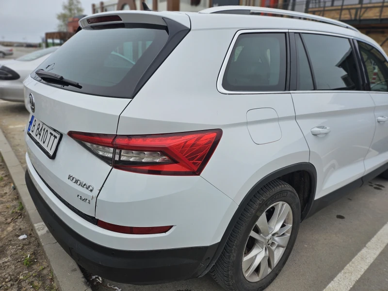Skoda Kodiaq 7Места/4x4, DSG, Full Style, снимка 4 - Автомобили и джипове - 51971572
