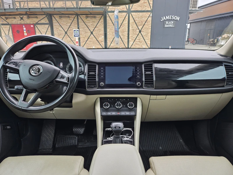 Skoda Kodiaq 7Места/4x4, DSG, Full Style, снимка 10 - Автомобили и джипове - 51971572