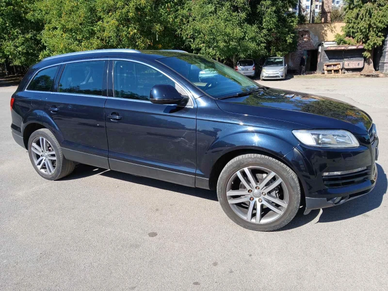 Audi Q7, снимка 3 - Автомобили и джипове - 51855386