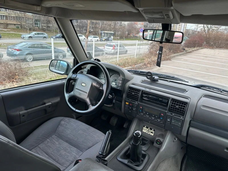 Land Rover Discovery 2.5TDI, снимка 11 - Автомобили и джипове - 52975433