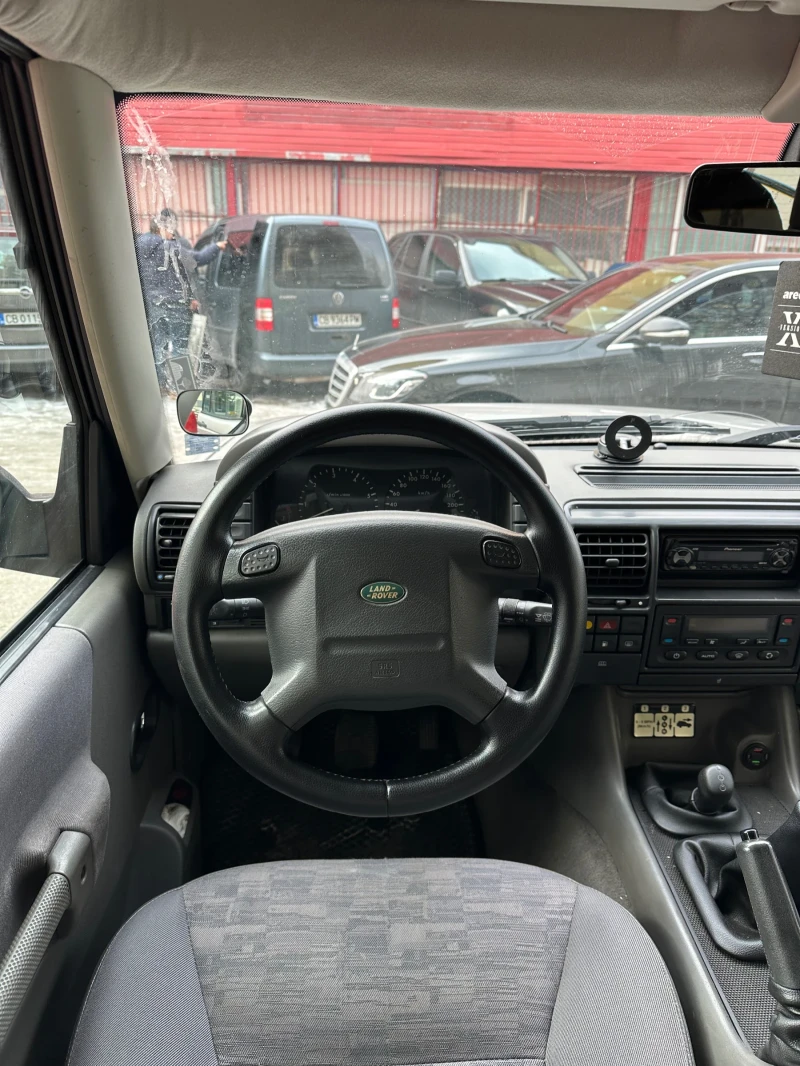 Land Rover Discovery 2.5TDI, снимка 12 - Автомобили и джипове - 52975433