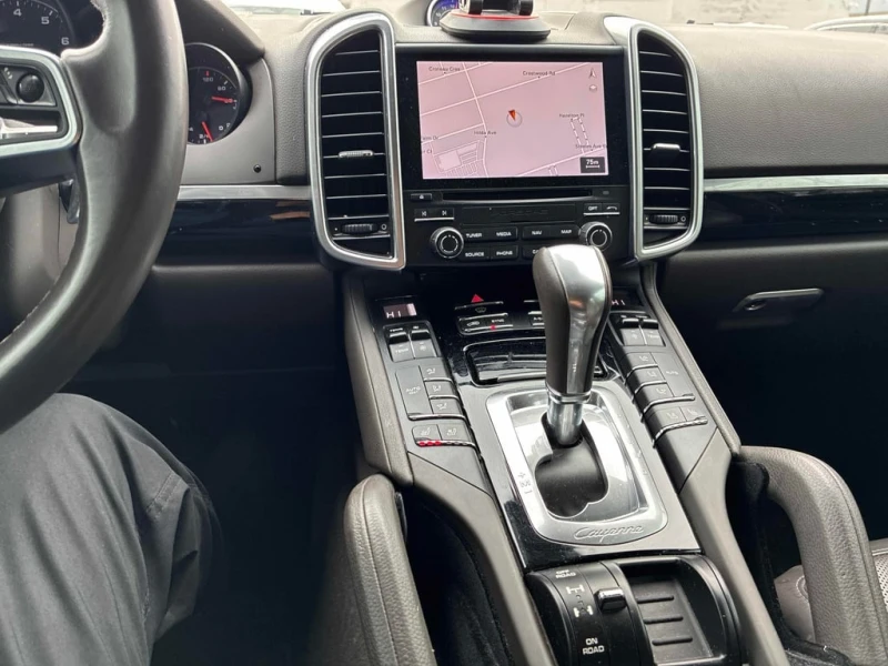 Porsche Cayenne * AWD 4dr * CARFAX * ЦЕНА ДО БГ, снимка 9 - Автомобили и джипове - 53040827