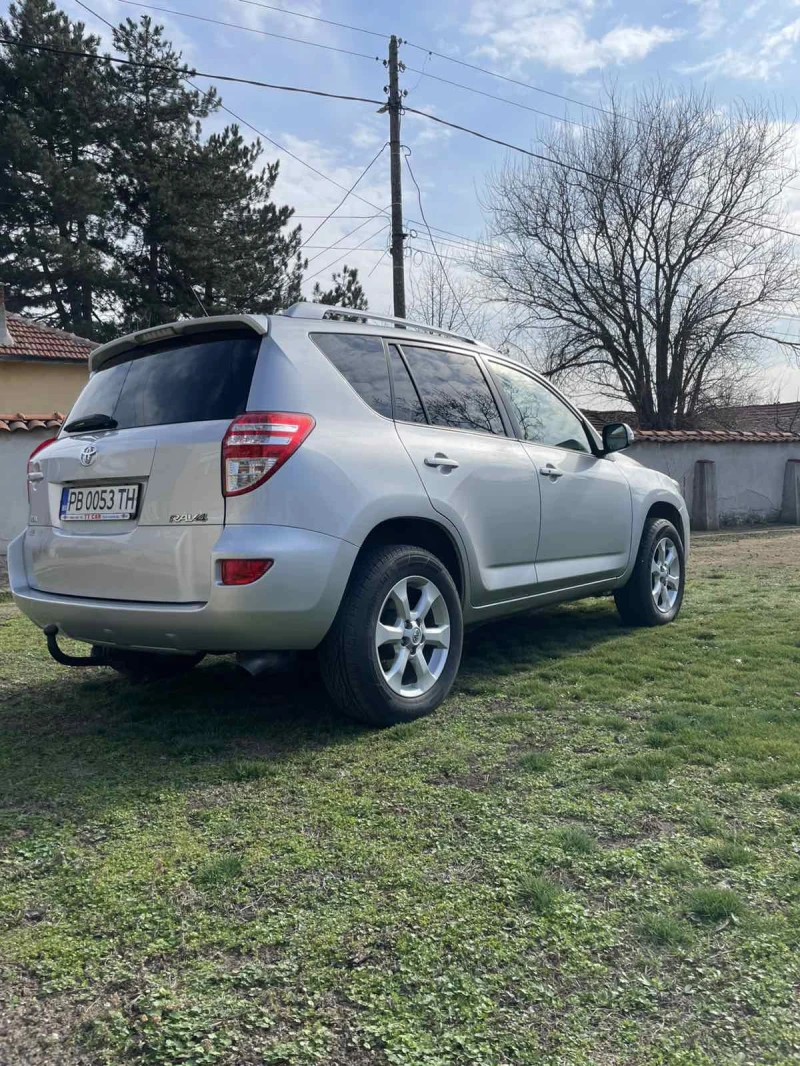 Toyota Rav4, снимка 2 - Автомобили и джипове - 53332449