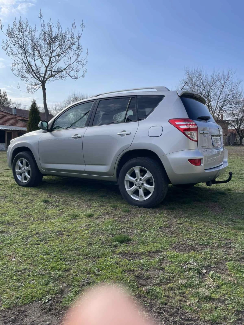 Toyota Rav4, снимка 5 - Автомобили и джипове - 53332449