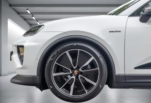 Porsche Macan 4 = Sport Chrono = Гаранция - изображение 4