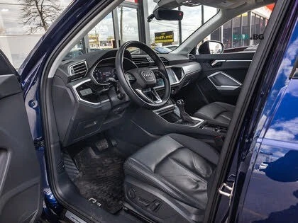 Audi Q3 quattro Progressiv* АвтоКредит* (Цена до БГ) , снимка 7 - Автомобили и джипове - 54715671