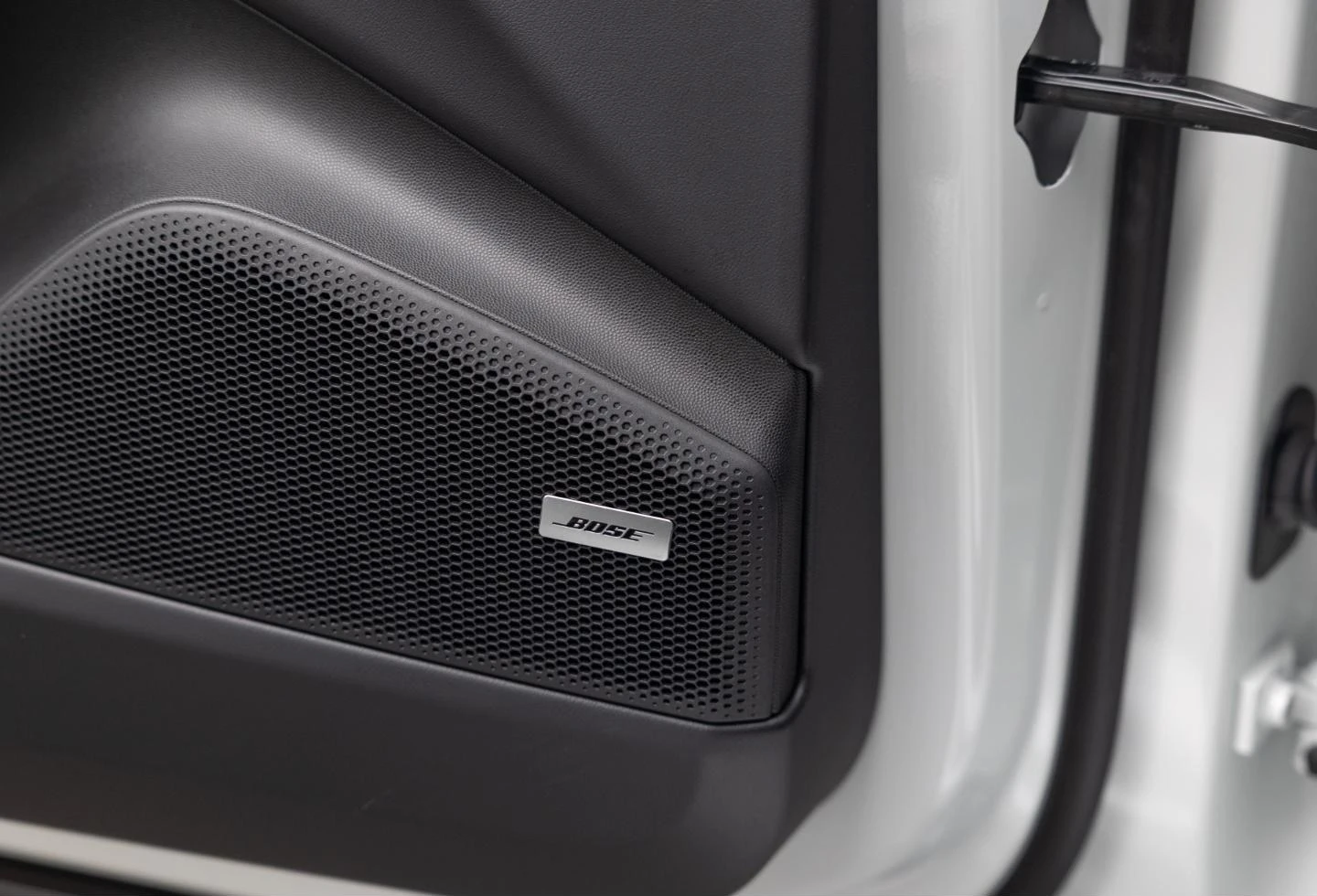 Porsche Macan 4 = Sport Chrono = Гаранция - изображение 5