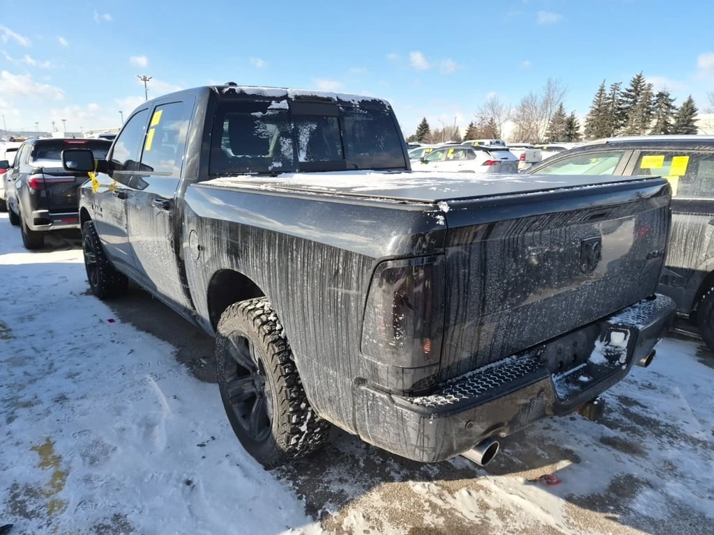 Dodge RAM 1500 * SPORT CREW CAB SHORT BED * CARFAX * БЕЗ ПЪРВОНАЧ - изображение 4