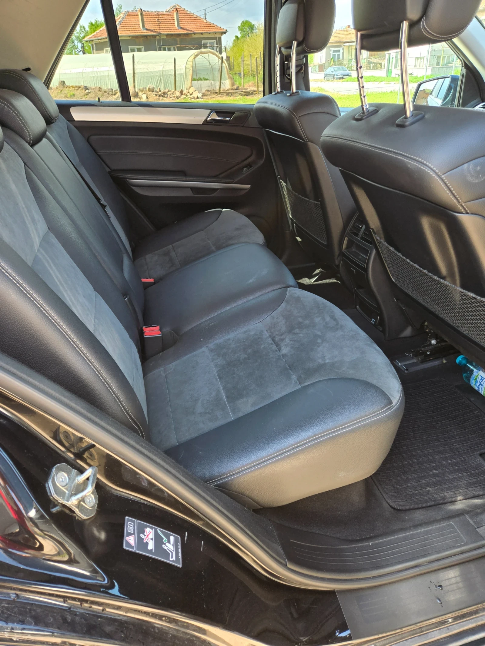 Mercedes-Benz ML 350, снимка 10 - Автомобили и джипове - 54359403