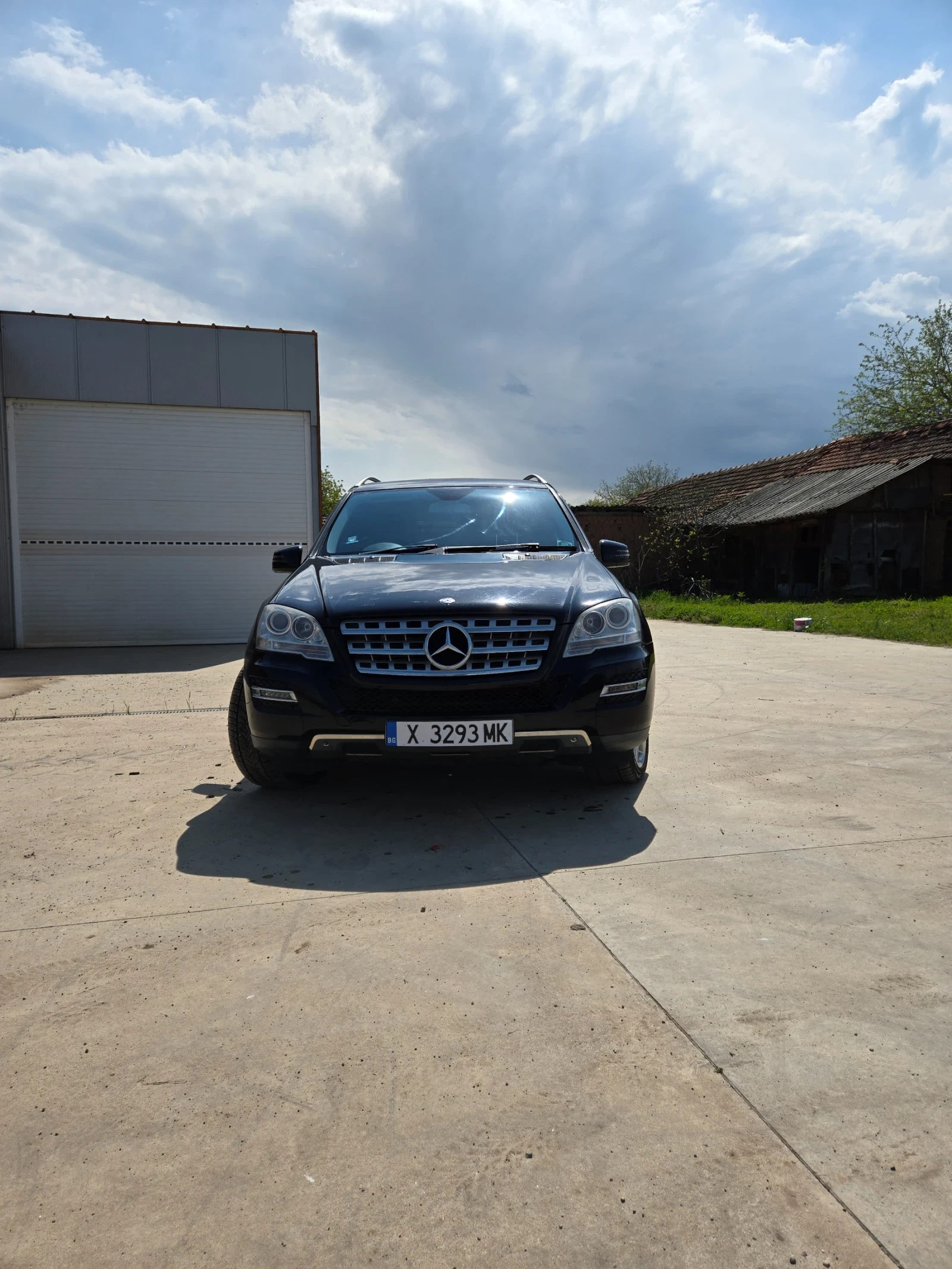 Mercedes-Benz ML 350, снимка 2 - Автомобили и джипове - 54359403