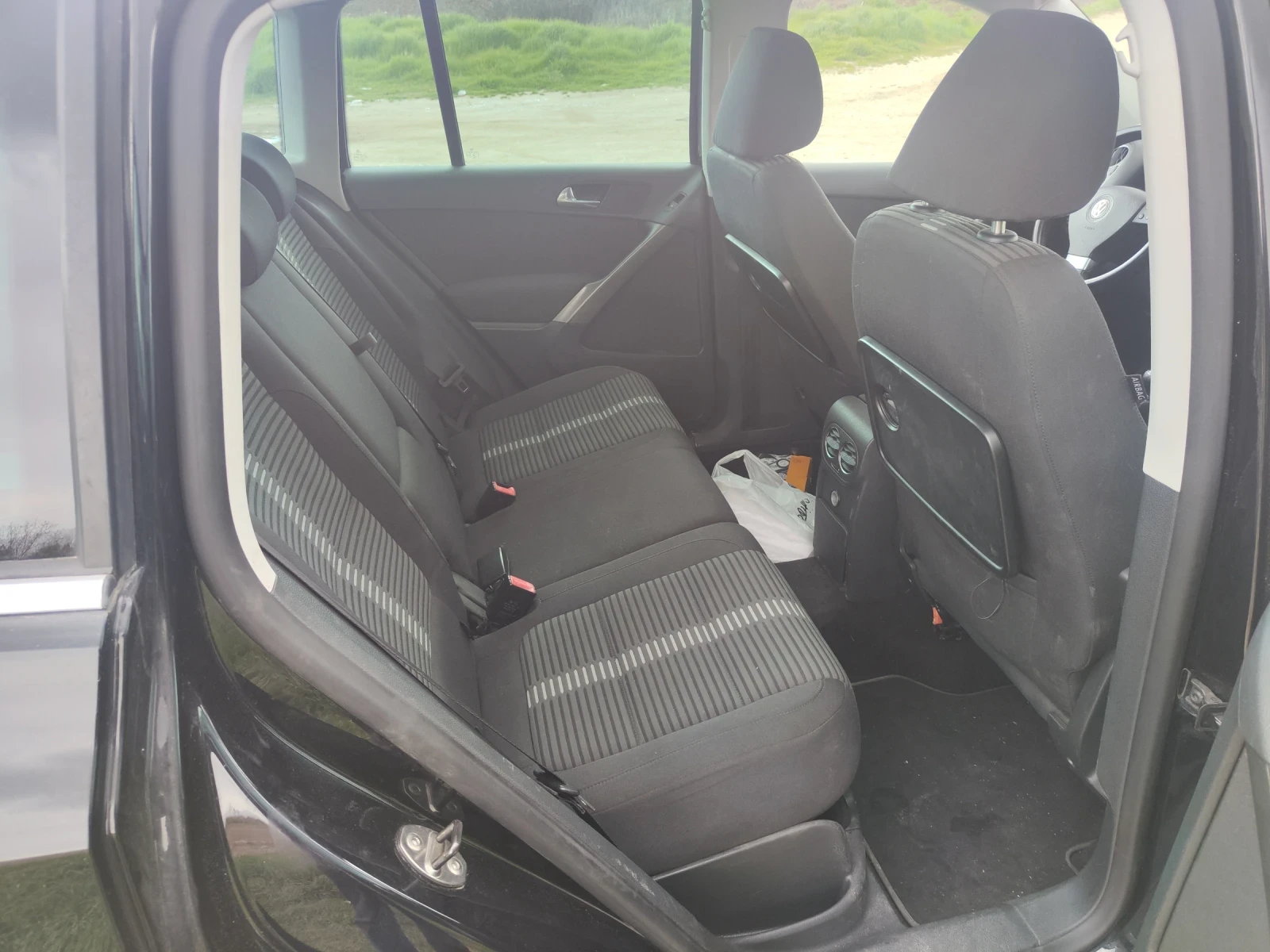 VW Tiguan, снимка 7 - Автомобили и джипове - 54396892