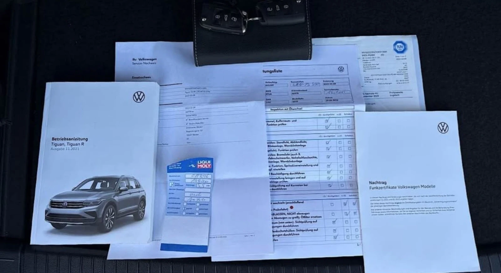 VW Tiguan 2.0, RLINE, 4MOTION, снимка 10 - Автомобили и джипове - 54435813