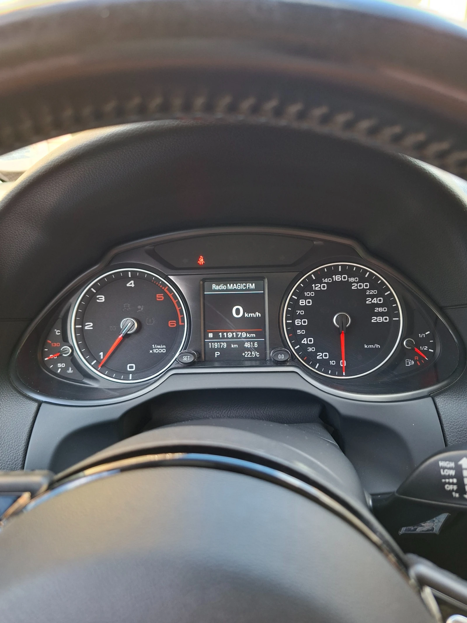 Audi Q5 2.0TDI Quattro, снимка 5 - Автомобили и джипове - 54713163