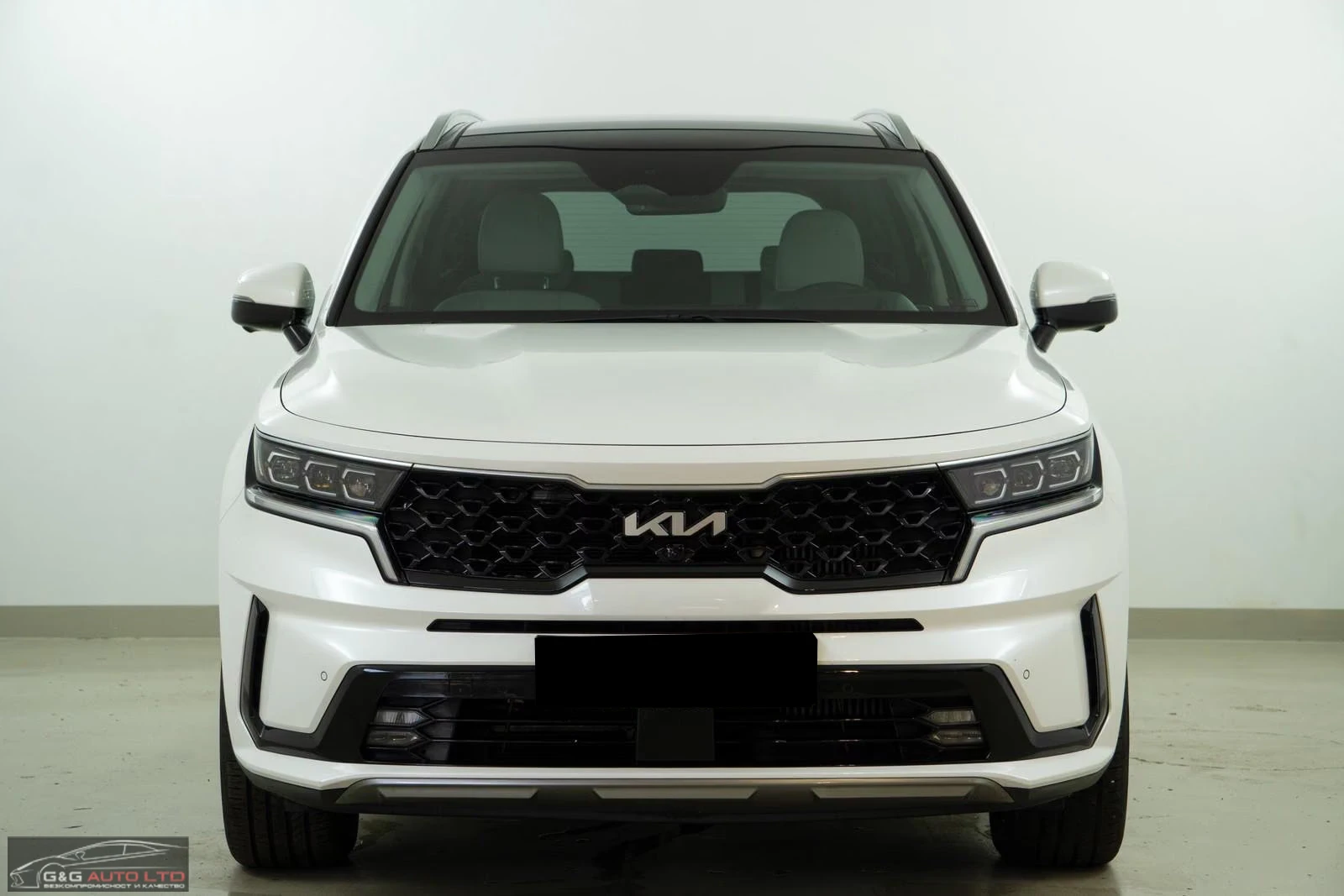 Kia Sorento PHEV/265HP/PLATINUM/4WD/PANO/360/MEMO/HUD/599q, снимка 2 - Автомобили и джипове - 55688537