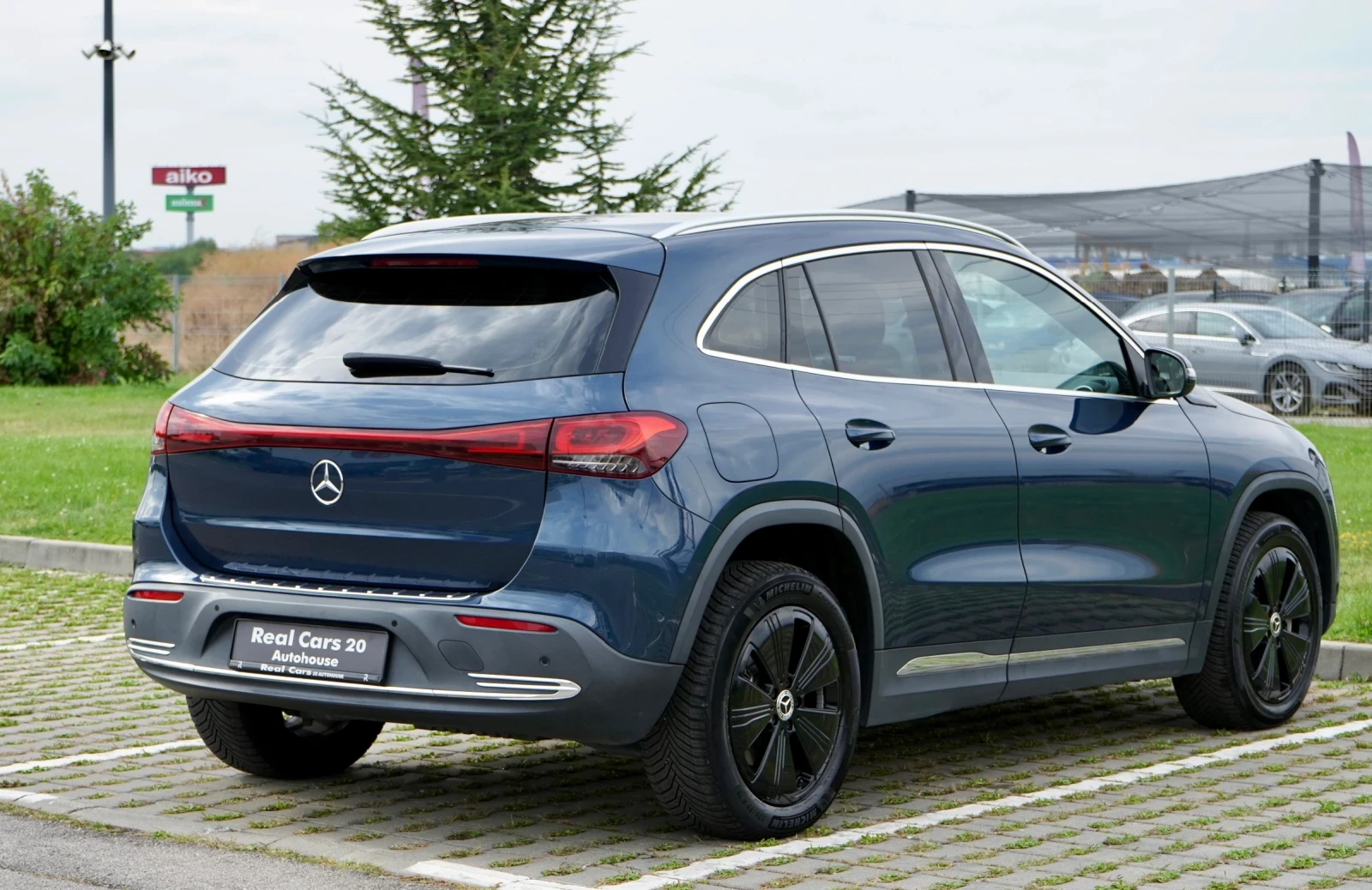 Mercedes-Benz EQA * 250* Premium* MBUX* Камера, снимка 4 - Автомобили и джипове - 56165797