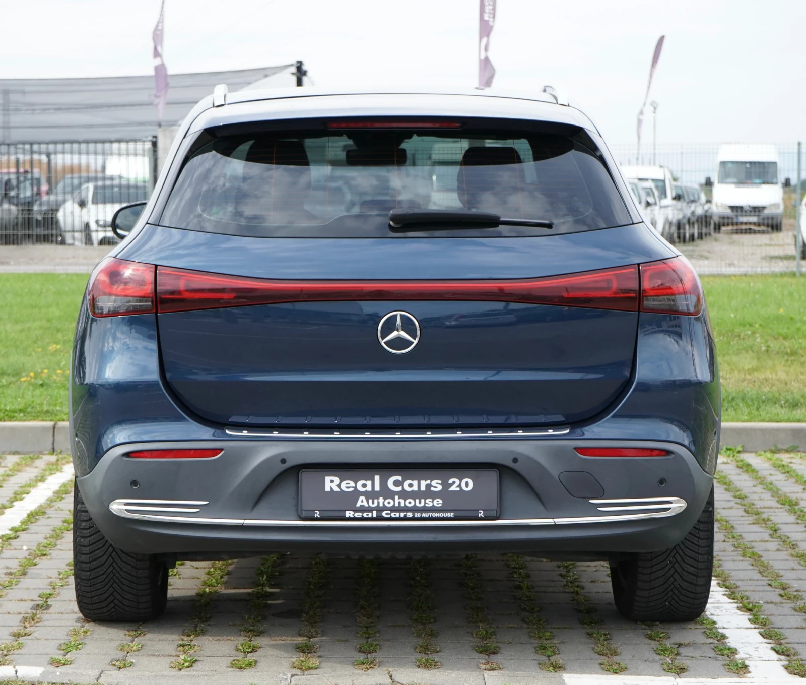 Mercedes-Benz EQA * 250* Premium* MBUX* Камера, снимка 5 - Автомобили и джипове - 56165797