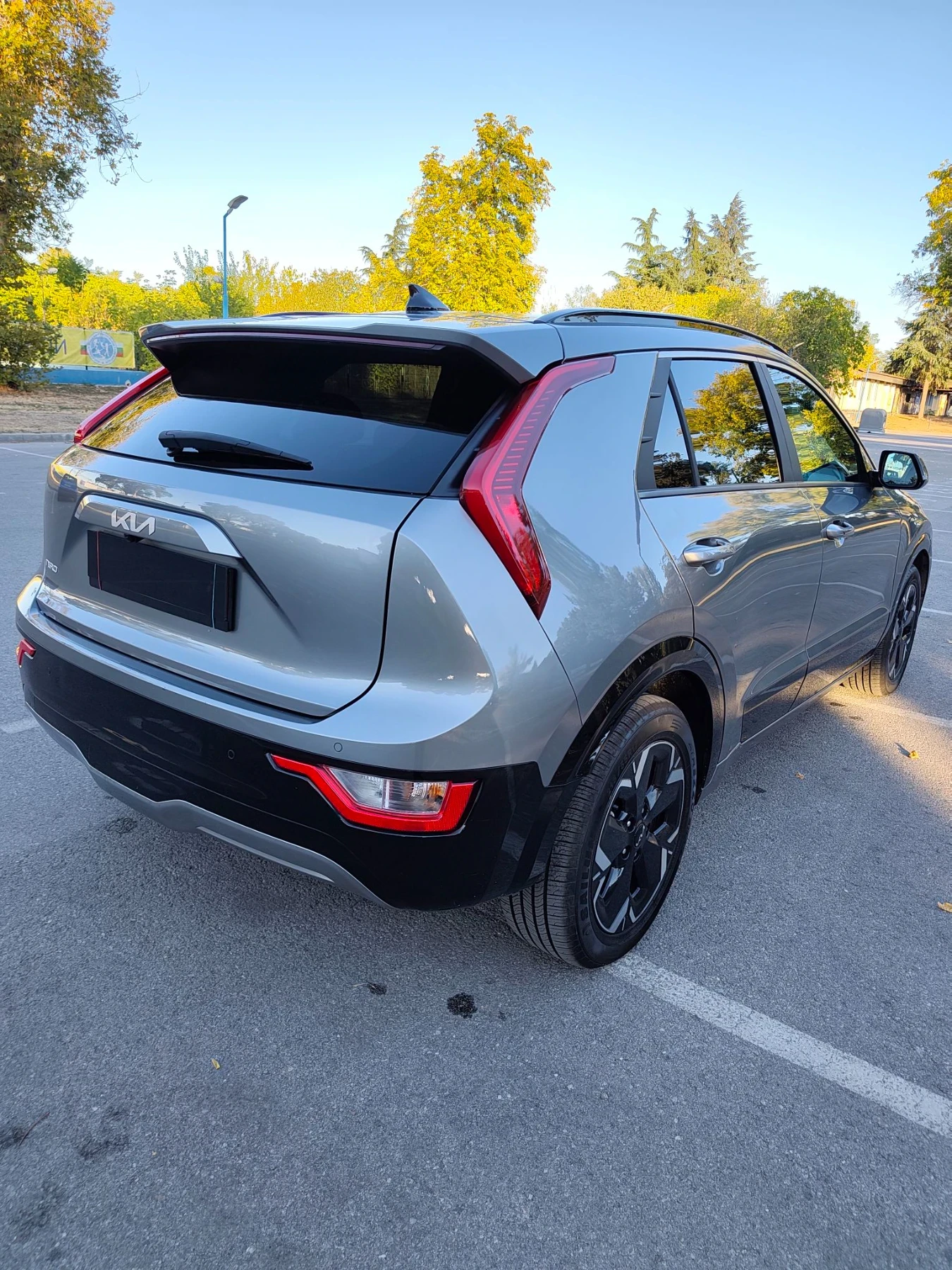 Kia Niro EV , снимка 4 - Автомобили и джипове - 56339746