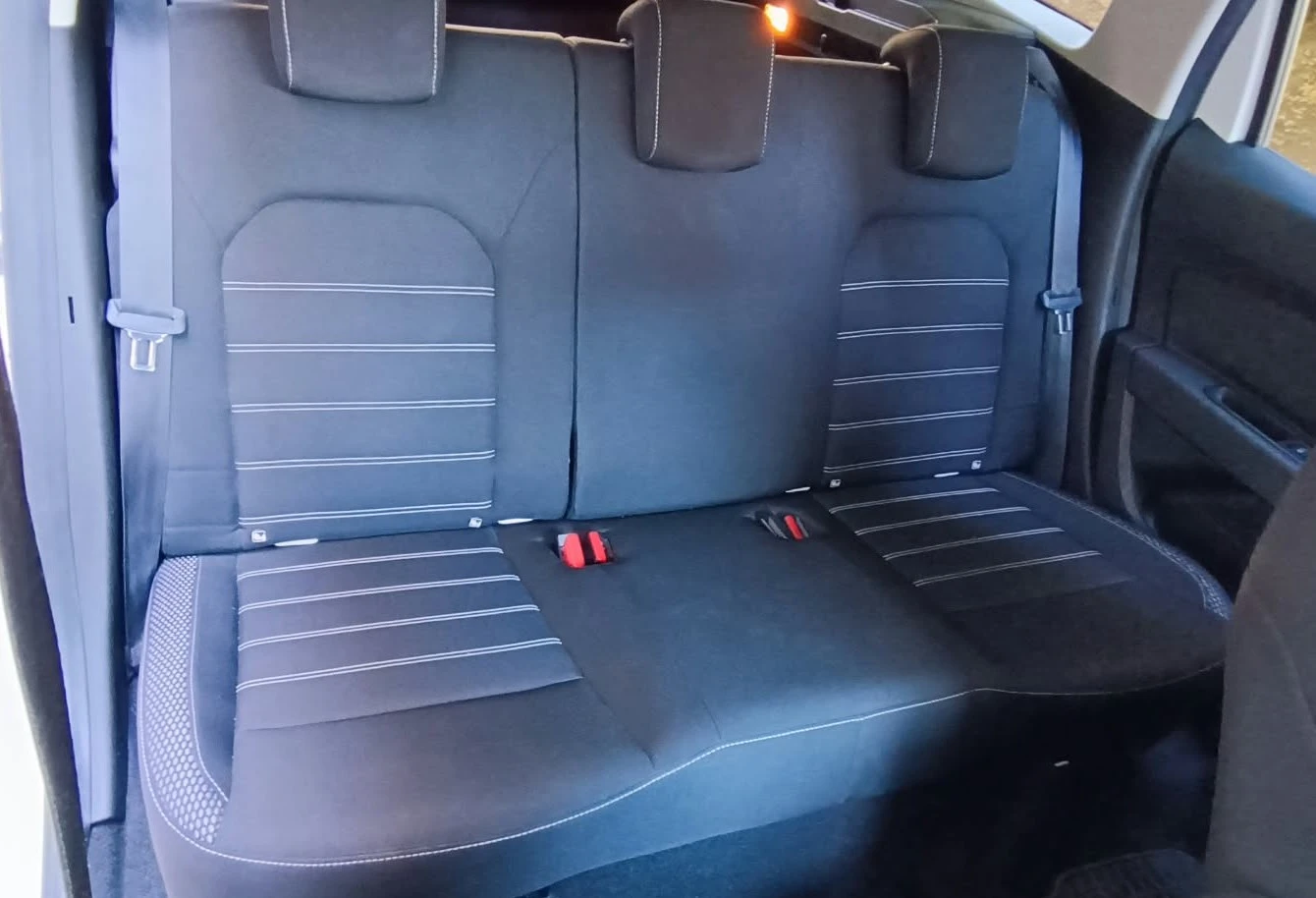 Dacia Duster 1.6 SCe/ LPG, снимка 15 - Автомобили и джипове - 56623413