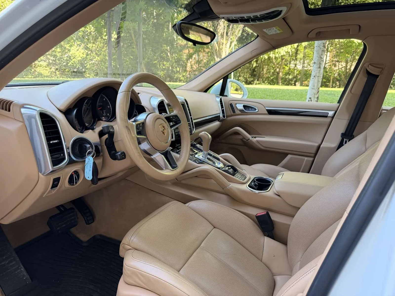 Porsche Cayenne 3.0d, снимка 9 - Автомобили и джипове - 56734169