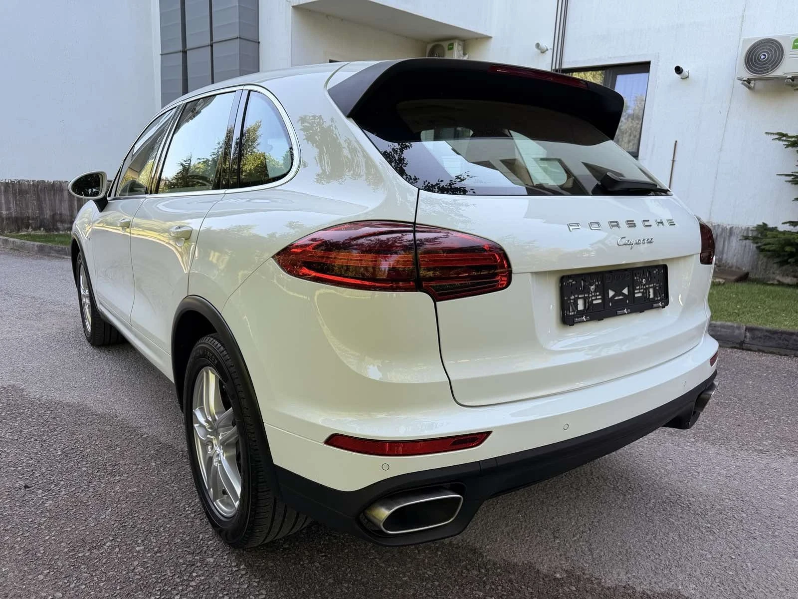 Porsche Cayenne 3.0d, снимка 5 - Автомобили и джипове - 56734169
