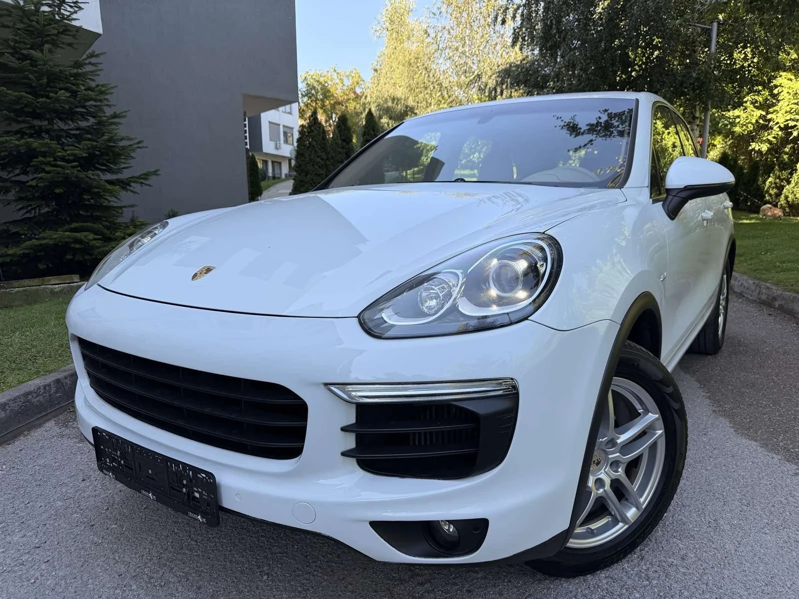 Porsche Cayenne 3.0d, снимка 3 - Автомобили и джипове - 56734169