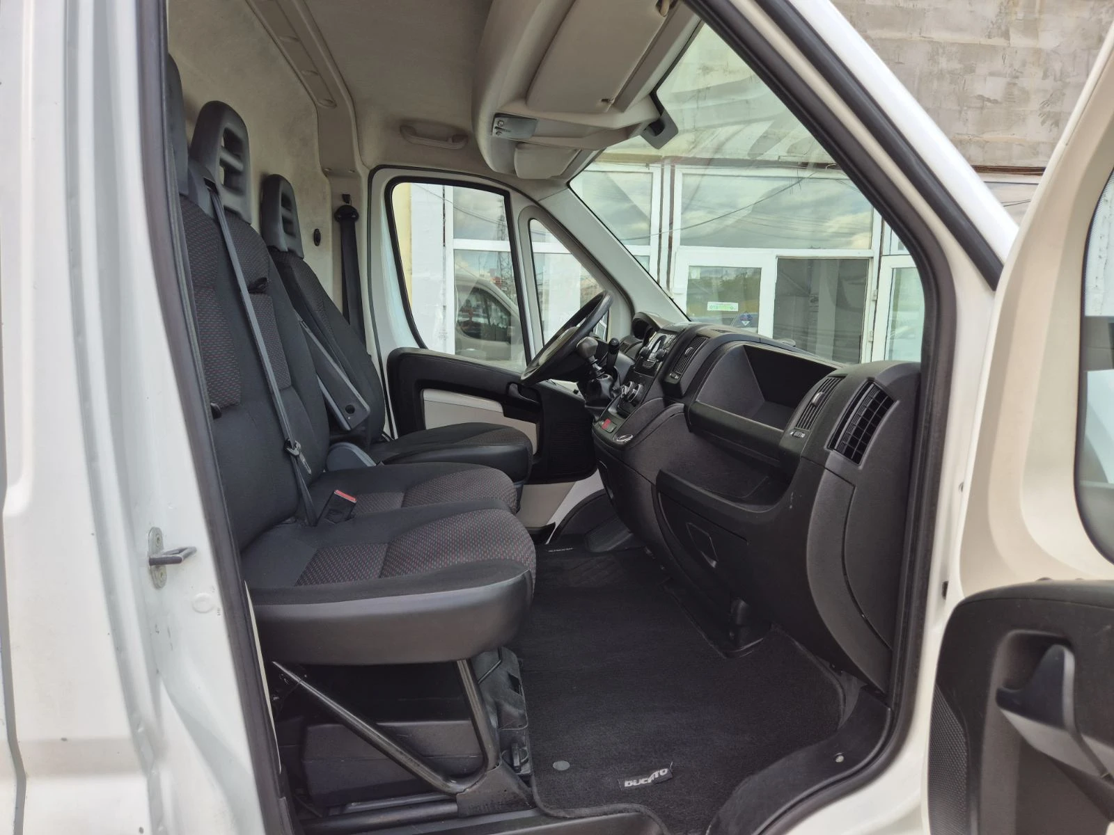 Citroen Jumper 2.0HDI KLIMA ITALY УНИКАТ, снимка 12 - Бусове и автобуси - 54597762