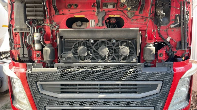 Volvo Fh 500 ADR-FL/Retarder/2бр., снимка 6 - Камиони - 52567338