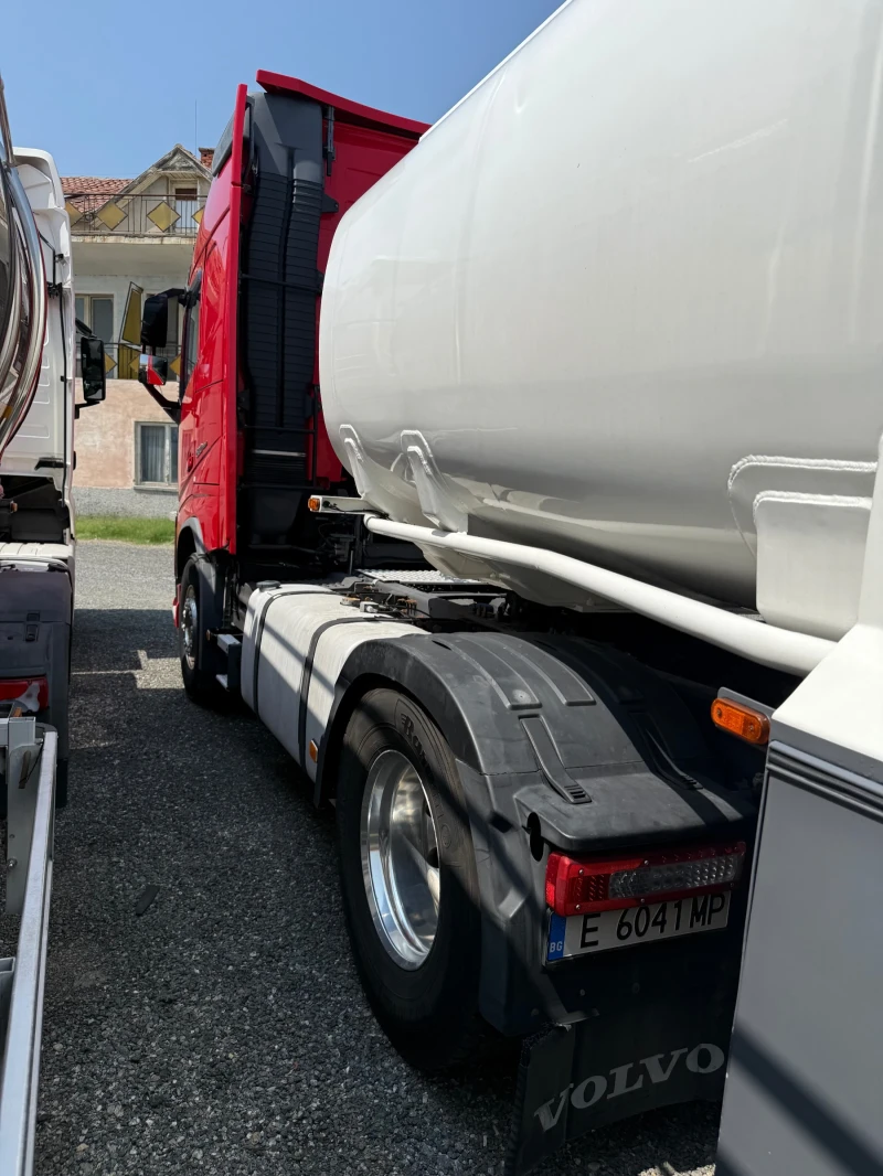 Volvo Fh 500 ADR-FL/Retarder/2бр., снимка 4 - Камиони - 52567338
