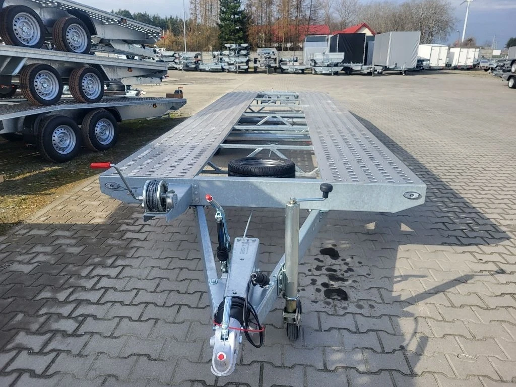   Agados Niewiadov/3/8, 5/3, 5/13 | Mobile.bg   5