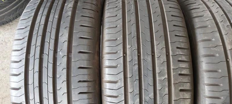 Гуми Летни 215/45R17, снимка 3 - Гуми и джанти - 32781542