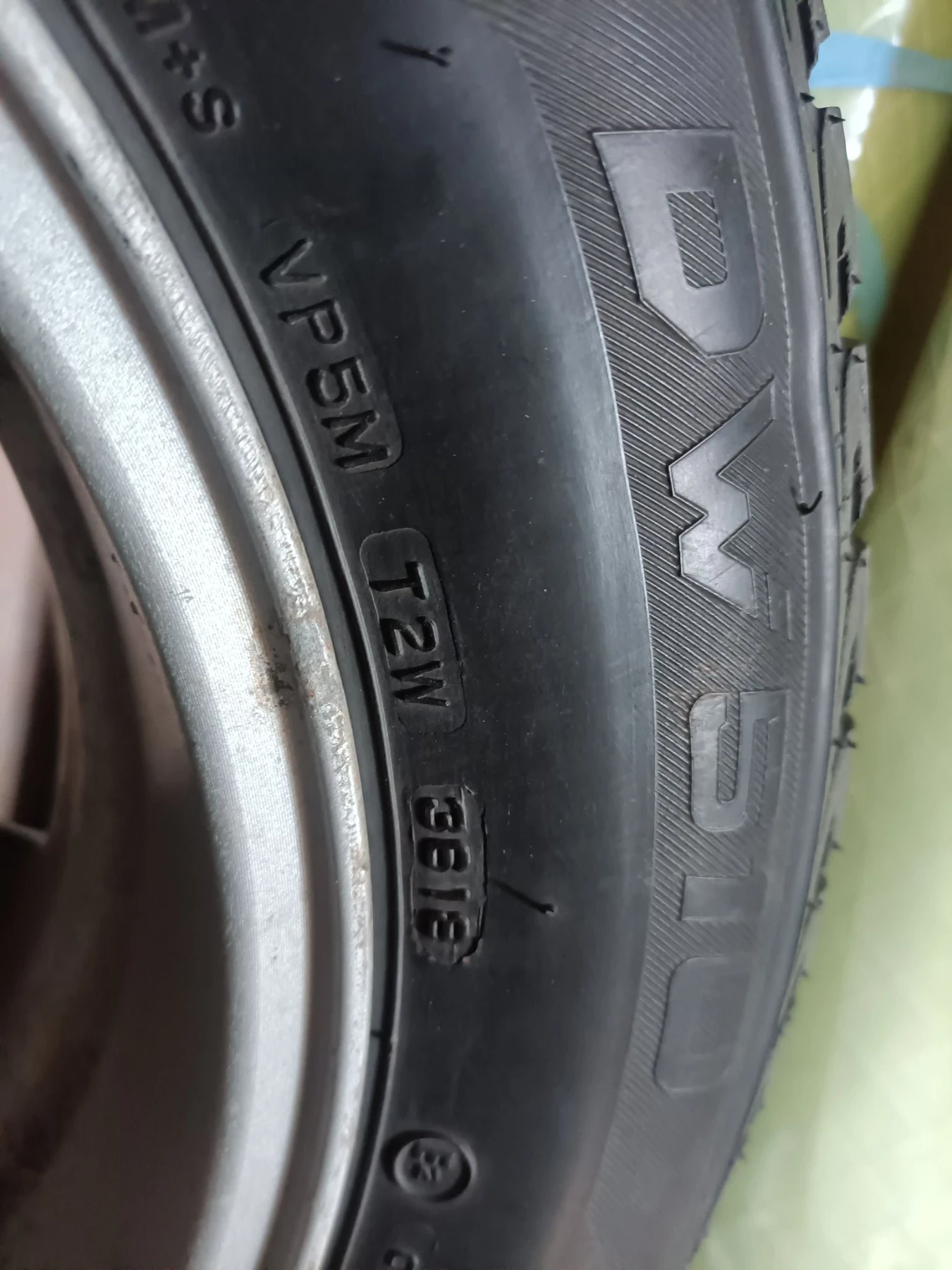 Гуми с джанти 215/60R16, снимка 7 - Гуми и джанти - 56644098